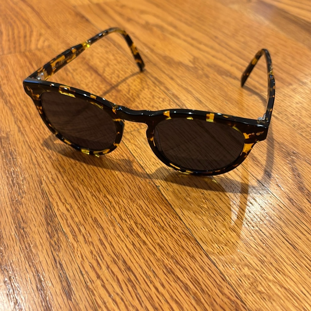 Warby Parker tortoise shell sunglasses
